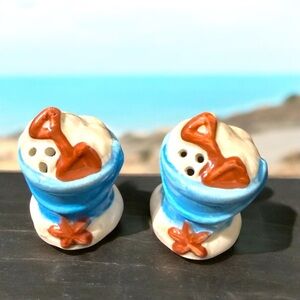 Beach buckets ceramic -Themed Salt and Pepper Shakers NWOT